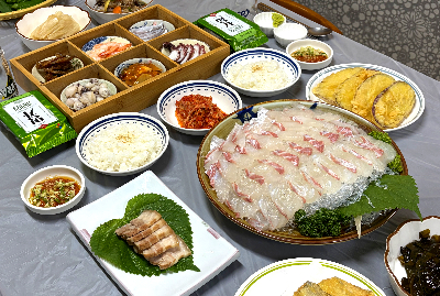 석식 : 제주 바다를 한상 가득 담은 회정식 요리, 회정식