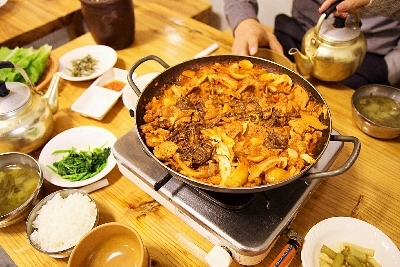 중식 : 제주도 대표주자 고사리 흑돼지 불고기