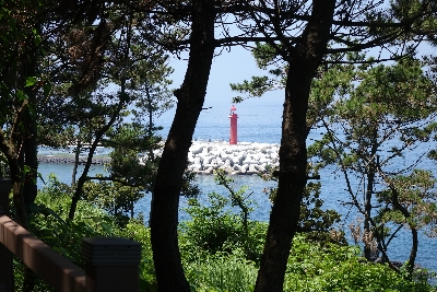 도두봉 : 푸른 바다와 한라산을 조망할 수 있는 오름