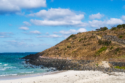 함덕 해수욕장 : Hamdeok Beach 에메랄드빛 보석을 품고 있는 함덕해수욕장