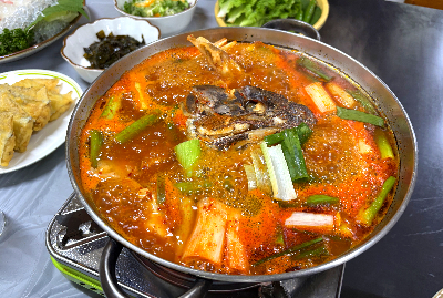 석식 : 제주 바다를 한상 가득 담은 회정식 요리, 회정식